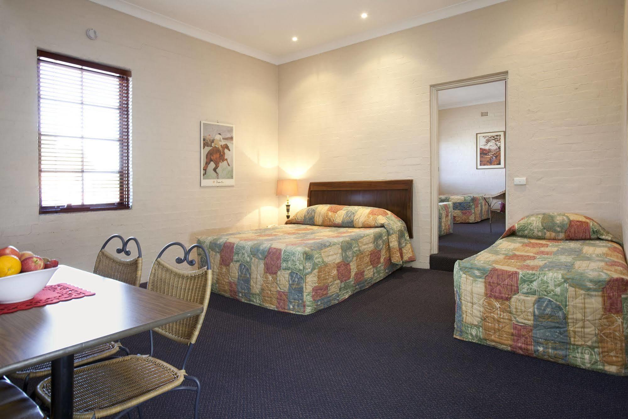 Seaton Arms Motor Inn Albury Eksteriør billede